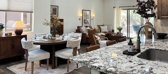 < 3 Mi to Fool Hollow Lake: Show Low Townhome