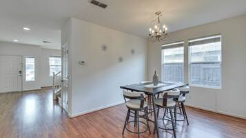 Nhà (5 Bedrooms) | Nội thất