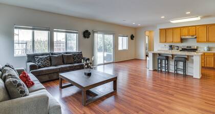 7 Mi to Lake Yosemite: Family Home w/ Fenced Yard