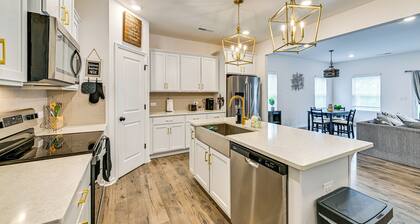 2 Mi to Whitewater Center: Suburban Abode w/ Patio