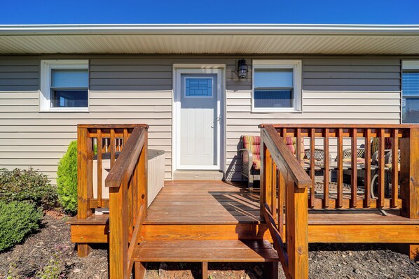 House (2 Bedrooms) | Interior