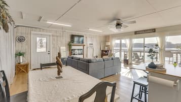 Cottage (1 Bedroom) | Interior
