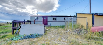Hunt, Fish & Hike: Home w/ Deck in Encampment