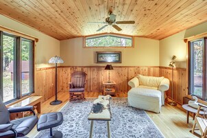 Casa (2 Bedrooms) | Interior