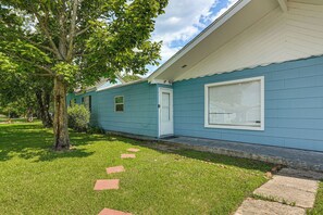 Apartment (2 Bedrooms) | Interior - Fish & Explore: Port Arthur Apt Near Sabine Lake! (Port Arthur)