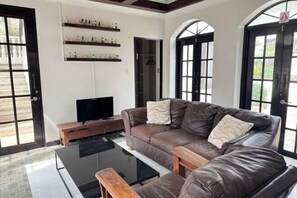 Interior - Casa Lucila (Boracay Island)