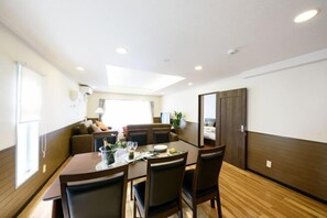 Room - Dynasty 24 (Sapporo)
