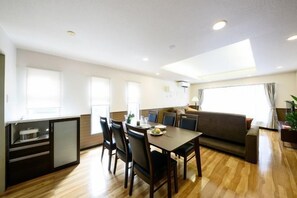 Room - Dynasty 24 (Sapporo)
