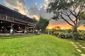 Property grounds - Baanfarangkhaoyai (Pak Chong)