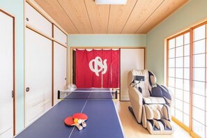 Unclassified image, 5 of 8, button - LONG VACATION (Shirahama)