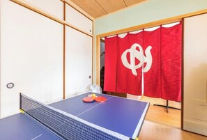 Spielezimmer