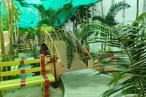 Exterior - Maha Periyava Kuteeram (Thanjavur)