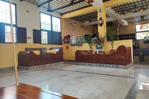 Interior - Maha Periyava Kuteeram (Thanjavur)