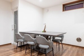 Unclassified image, 2 of 27, button - Residential Voyan Minamisunacho (Tokyo)