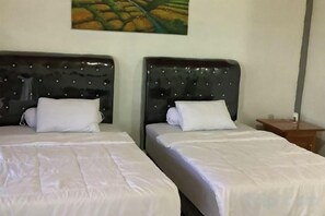 Unclassified image, 4 of 17, button - Matraville Home Stay Lake Toba (Tuktuk Siadong)