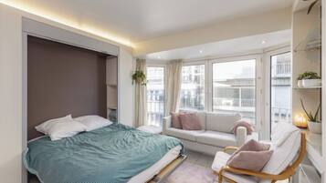 2 bedrooms