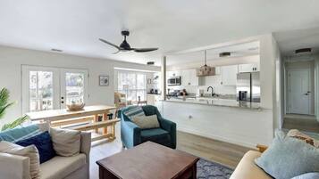 Télévision, espaces bureaux