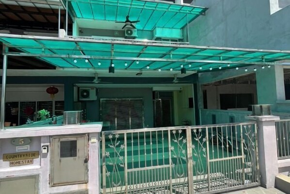 View from property - Sekinchan Countryside Homestay @ Sekinchan (Sekinchan)