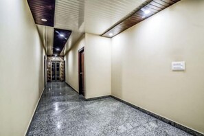 Exterior - Hotel Swastik Stay (New Delhi)