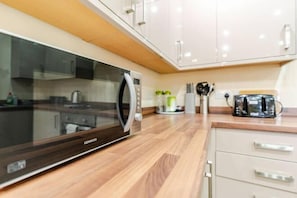 Room - Cosy Modern Flat, Cockermouth, Sleeps 4 (Cockermouth)