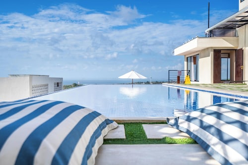 Jiya Villa Uluwatu - Panoramic Terraces with Stunning Views, Luxury Service and Entertainment