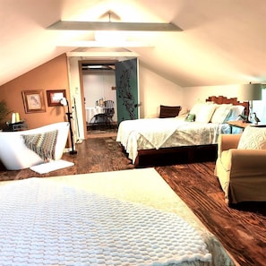 1 habitación, escritorio, wifi y ropa de cama 