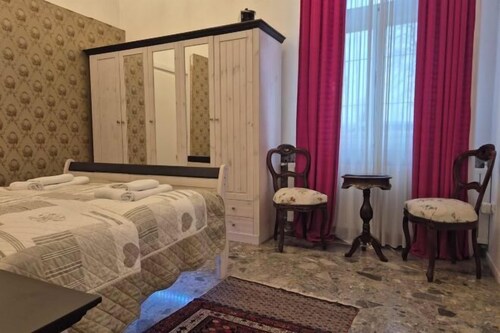 E&E Apartments Free Parking / City Center LJ