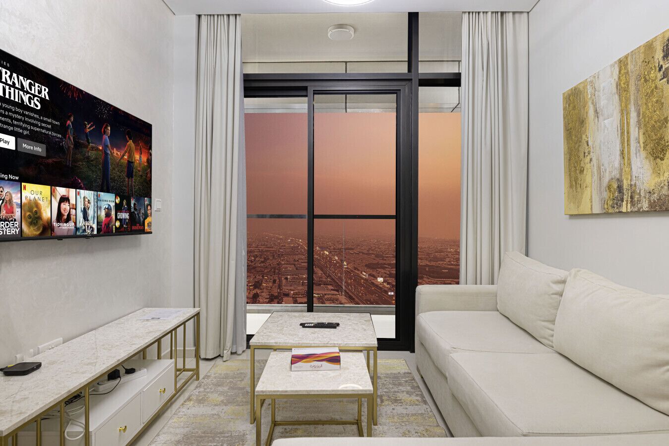 Skyline Retreat | 2bdr Ensuite Comfort + City View - Dubái