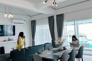 Dining - Niyham Pool Villa (Bang Phli)