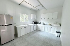 Private kitchen - Niyham Pool Villa (Bang Phli)