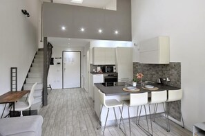 Unclassified image, 3 of 31, button - Boutique Apartment Florence “Diviso Due” (Florence)