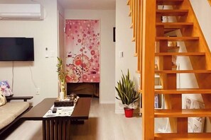 Unclassified image, 4 of 15, button - SAKURA(Direct access to Kansai Airport, 2 minutes from "Sakuranomiya" Station ) (Osaka)