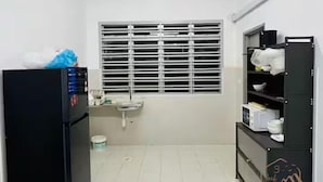 Room - Kulai 3B2R Indahpura Landed House Near JPO (Kulai)