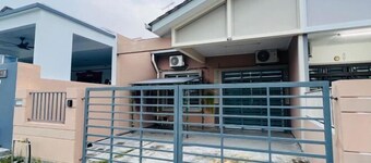 Kulai 3B2R Indahpura Landed House Near JPO