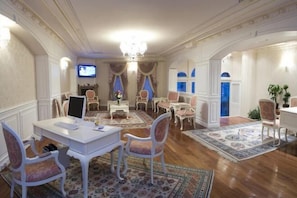 Interior - Fuat Bey Palace Hotel & Suites (Istanbul)