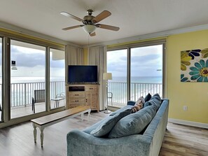 Smart-TV og DVD-spiller