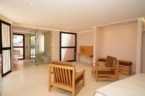 In-room safe, blackout curtains, free WiFi - ZEN ZONE BOUTIQUE RIAD (Marrakech)