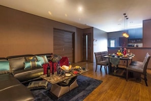 Lobby-Lounge
