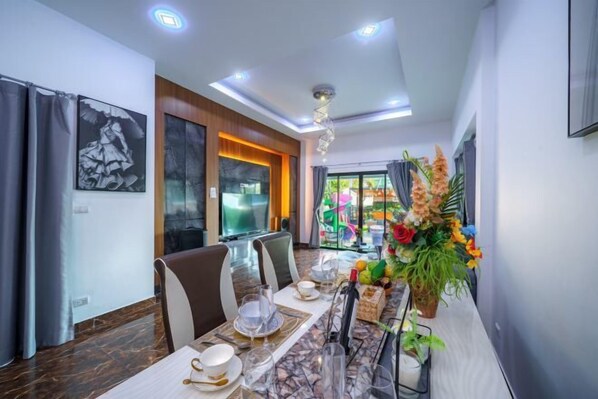 Dining - Kate pool Villa Jomtien Pattaya (Pattaya)