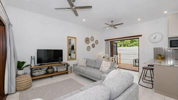 Televisión y oficina