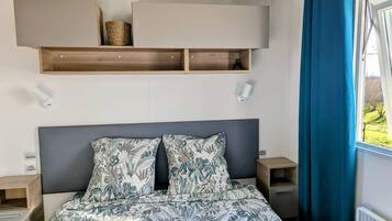 3 chambres, accĂšs Internet, draps fournis