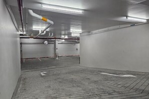 Bãi đậu xe tự phục vụ miễn phí 