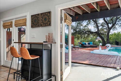Private Pool Home Near Lake Travis | Firepit, Grill & Hot Tub | Pet-Friendly!