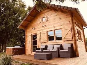 Classic Chalet | Free WiFi