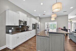 Rumah, 4 kamar tidur | Dapur pribadi