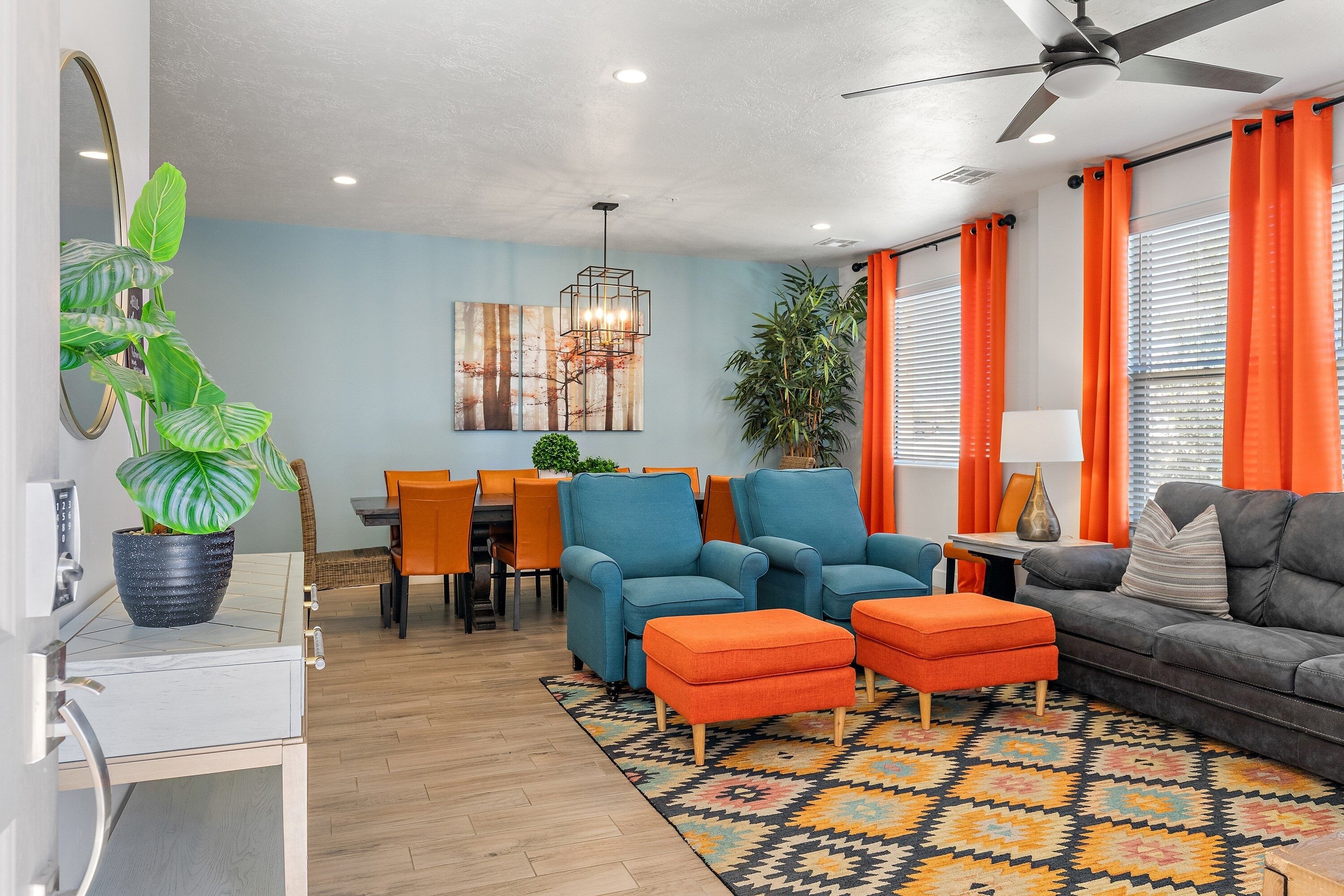 Townhome, 6 Bedrooms | Living area