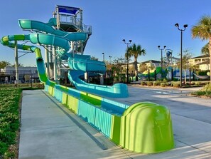 Maison mitoyenne, 4 chambres | Espace pour enfants