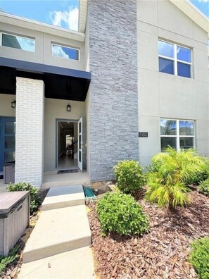 Townhome, 4 Bedrooms | Exterior - Stunning 4 Bed Townhome With Splash Pool-1160ks 4 Bedroom Townhouse (Davenport)