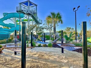 Children’s area - Stunning 4 Bed Townhome With Splash Pool-1160ks 4 Bedroom Townhouse (Davenport)
