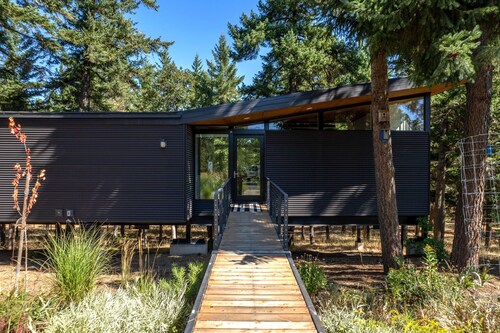 Happenstance Vineyards 2 Bedroom Home